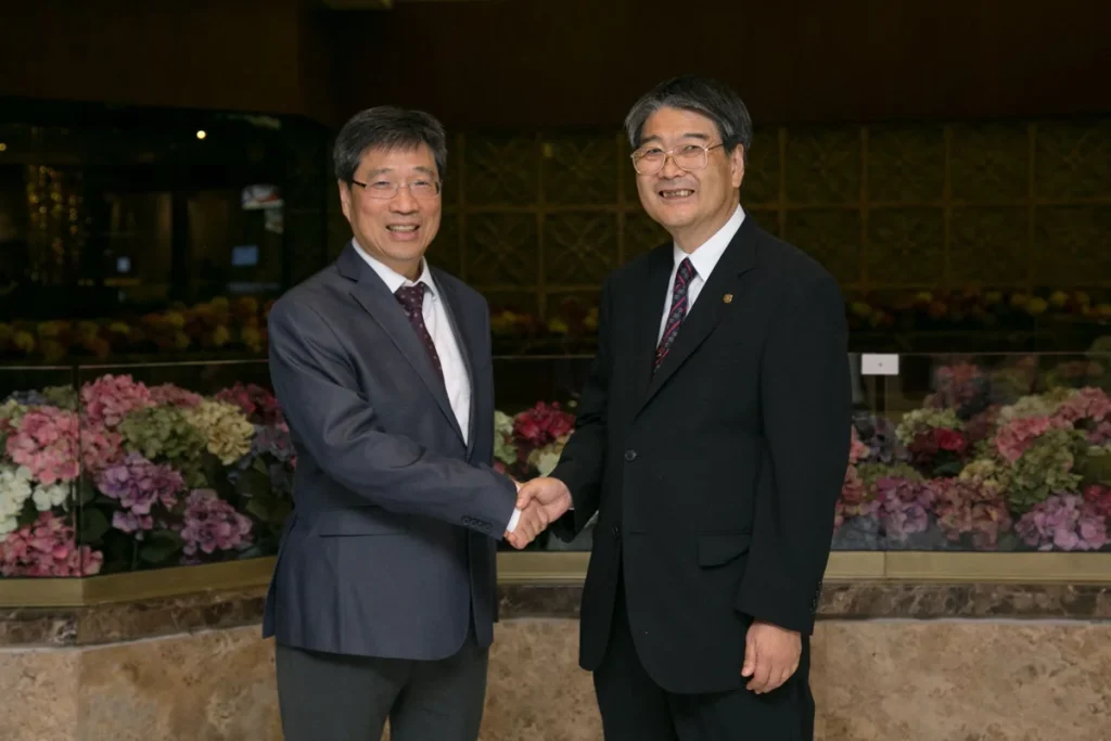 Awards and Honors image of Prof. Yue Kuo.a.